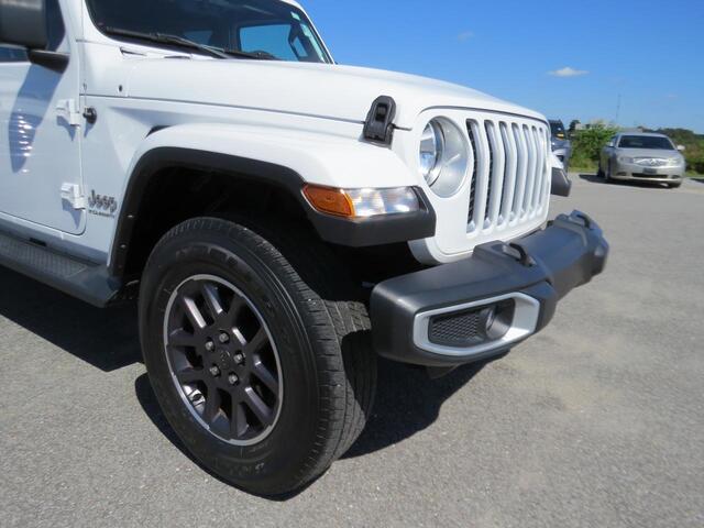 2023 Jeep Gladiator Overland Wilson NC