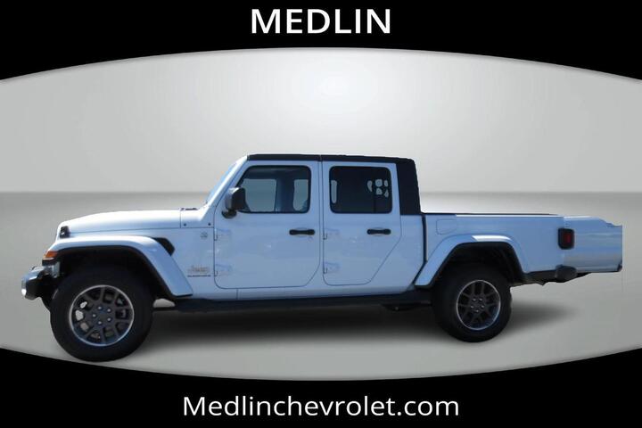 2023 Jeep Gladiator Overland Wilson NC