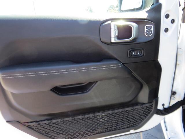 2023 Jeep Gladiator Overland Wilson NC