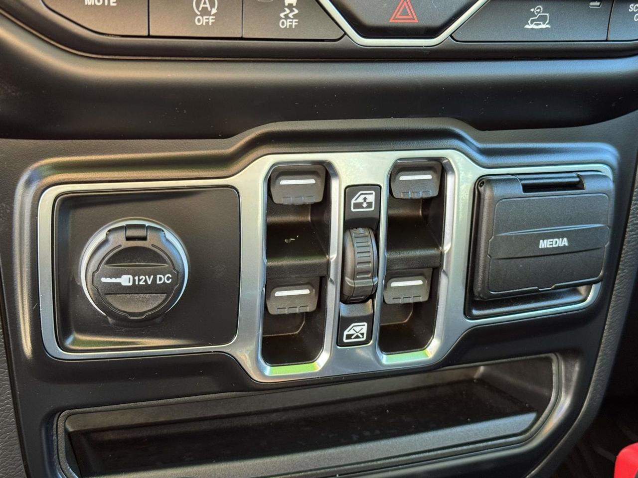 2023 Jeep Gladiator Overland Fredericksburg VA