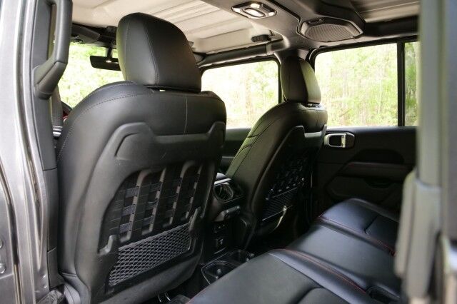 2023 Jeep Gladiator Rubicon 4X4 / Heated Leather Seats / Truck Cap! High Point NC