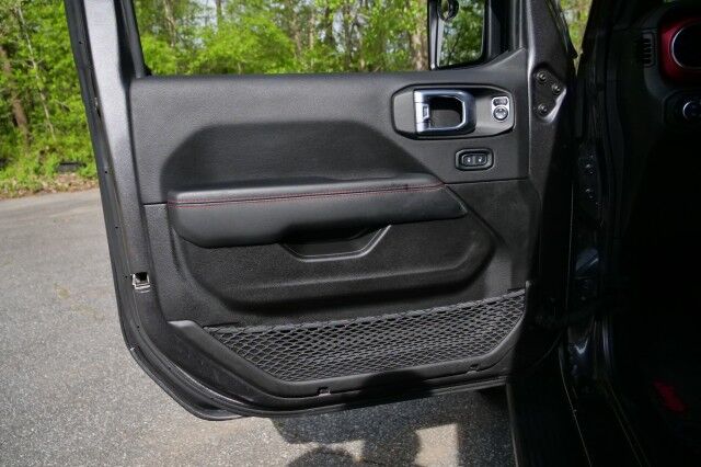 2023 Jeep Gladiator Rubicon 4X4 / Heated Leather Seats / Truck Cap! High Point NC