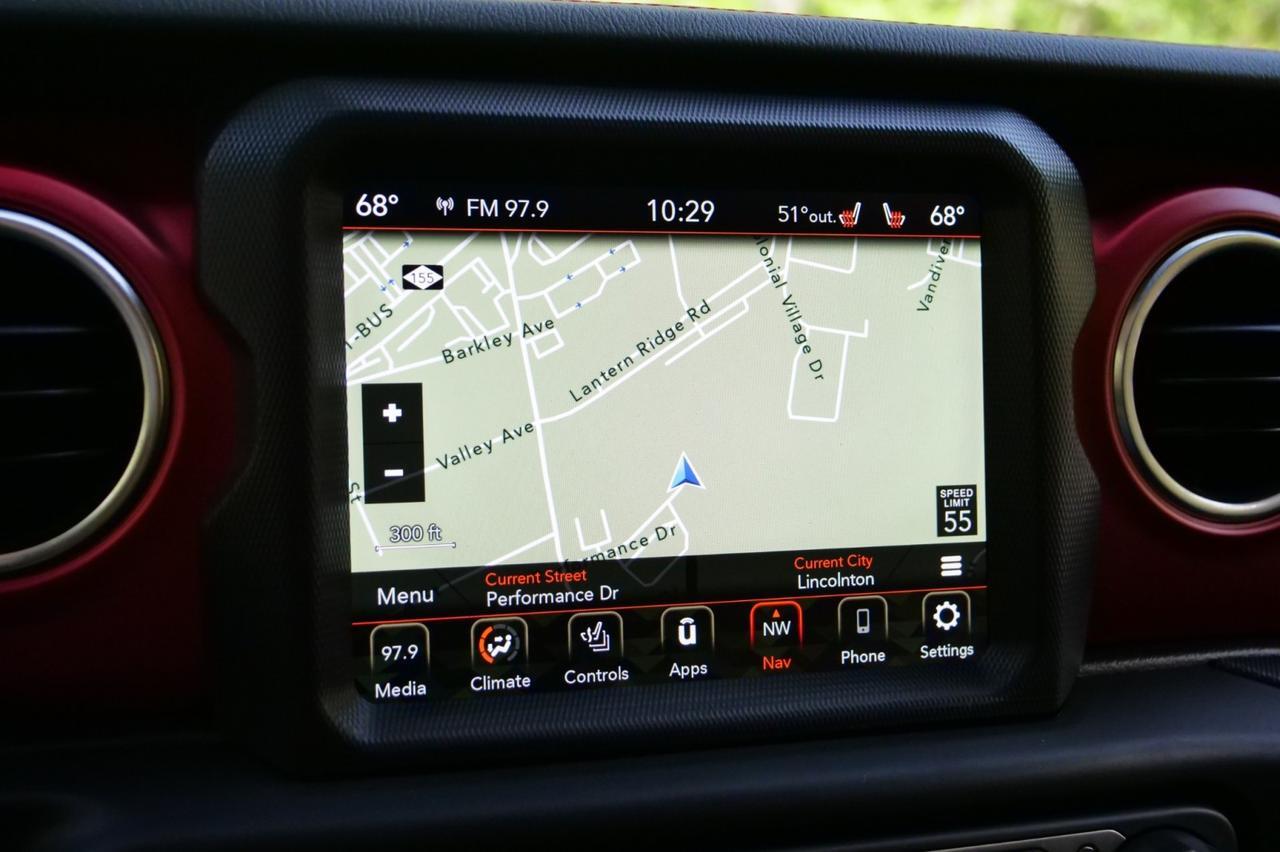 2023 Jeep Gladiator Rubicon 4X4 / Heated Leather Seats / Truck Cap! Lincolnton NC