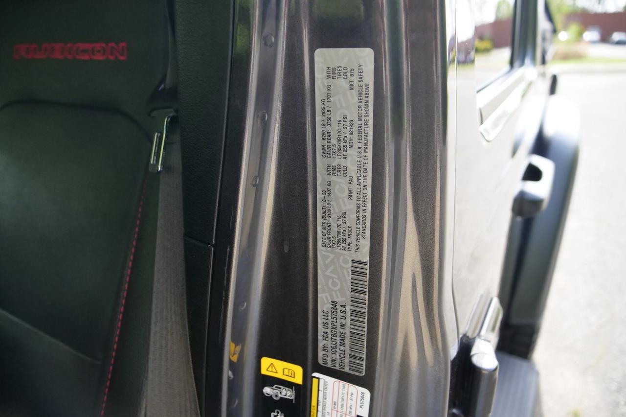 2023 Jeep Gladiator Rubicon 4X4 / Heated Leather Seats / Truck Cap! Lincolnton NC