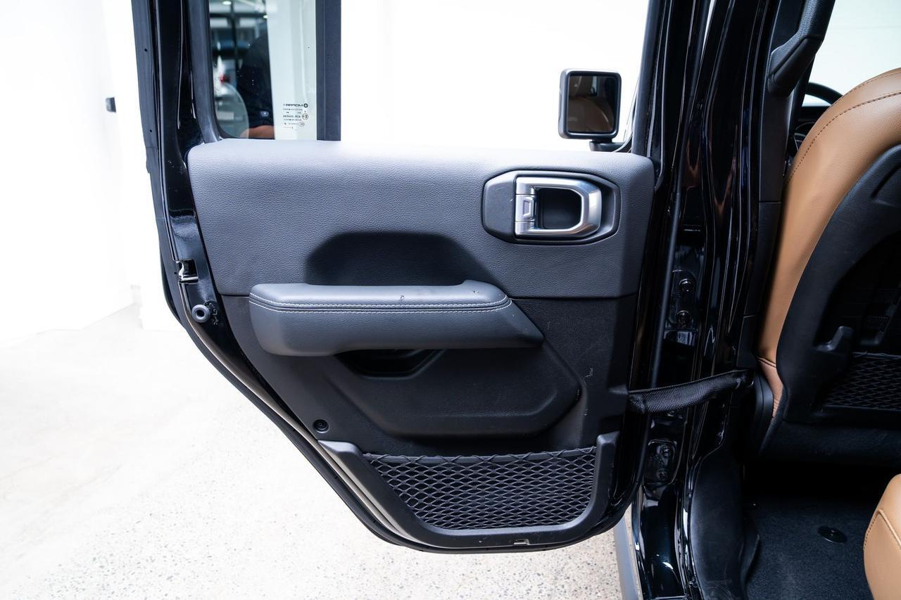 2023 Jeep Gladiator Rubicon Trailer Tow Package Cross-Path Detection Portland OR