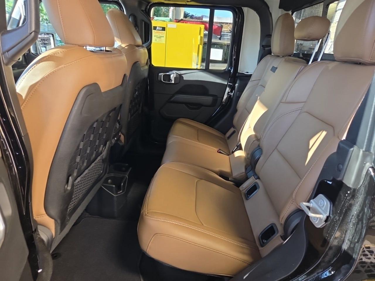 2023 Jeep Gladiator Rubicon Trailer Tow Package Cross-Path Detection Portland OR