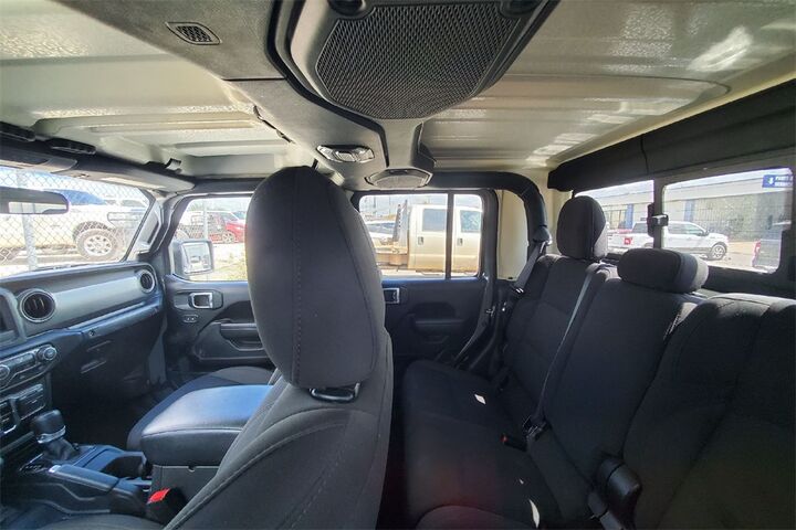 2023 Jeep Gladiator Sport  TX