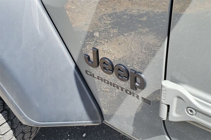 2023 Jeep Gladiator Sport  TX