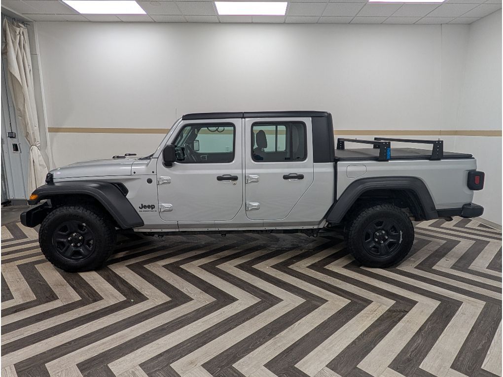2023 Jeep Gladiator Sport Gasoline