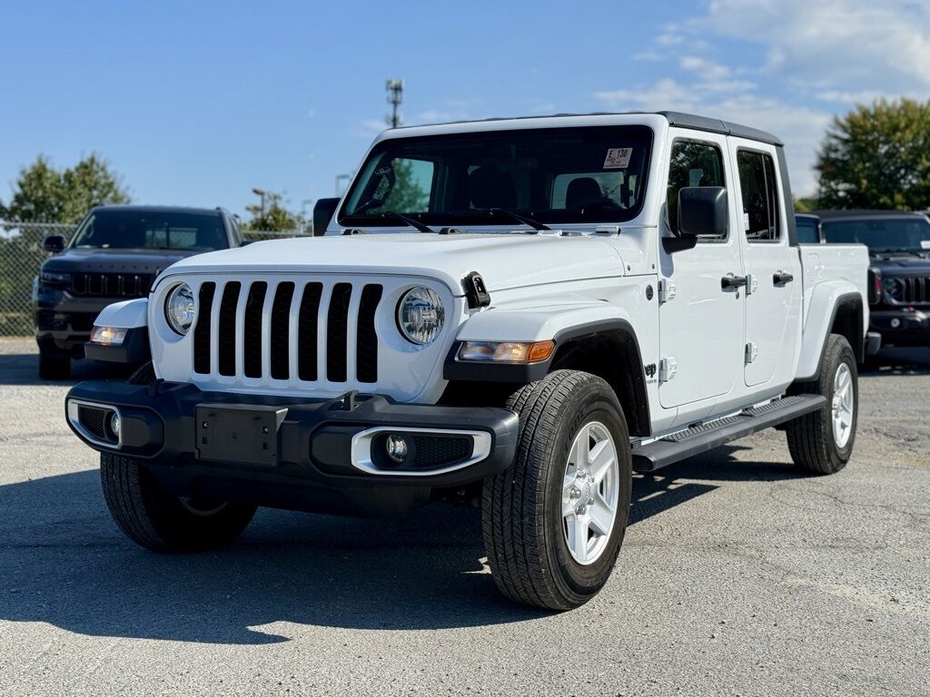 2023 Jeep Gladiator Sport Crestwood KY
