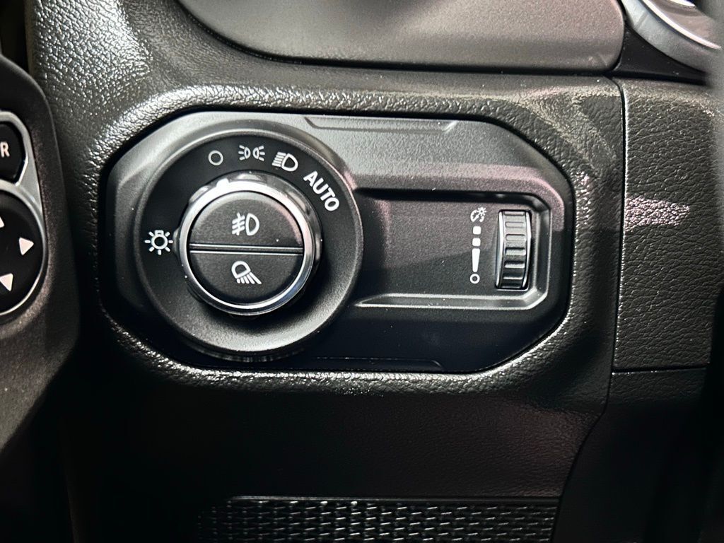 2023 Jeep Gladiator Sport Portland OR