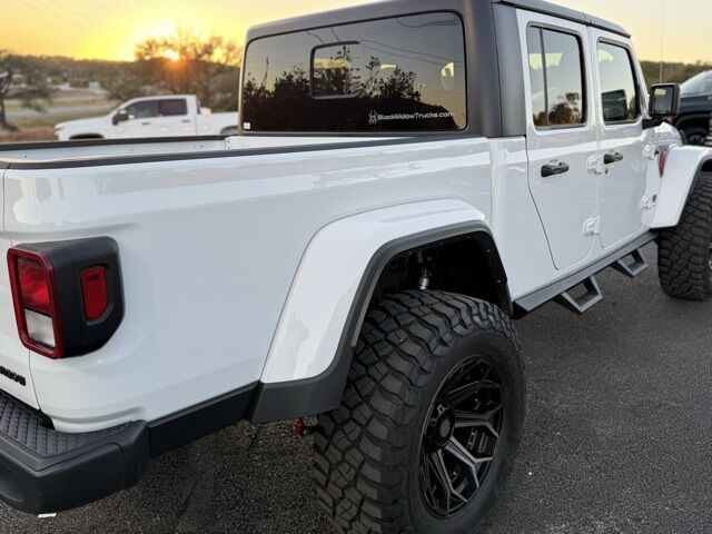 2023 Jeep Gladiator Sport S  TX