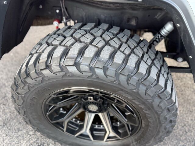 2023 Jeep Gladiator Sport S  TX