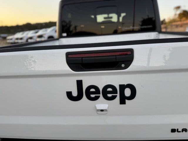 2023 Jeep Gladiator Sport S  TX