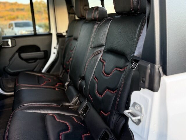 2023 Jeep Gladiator Sport S  TX