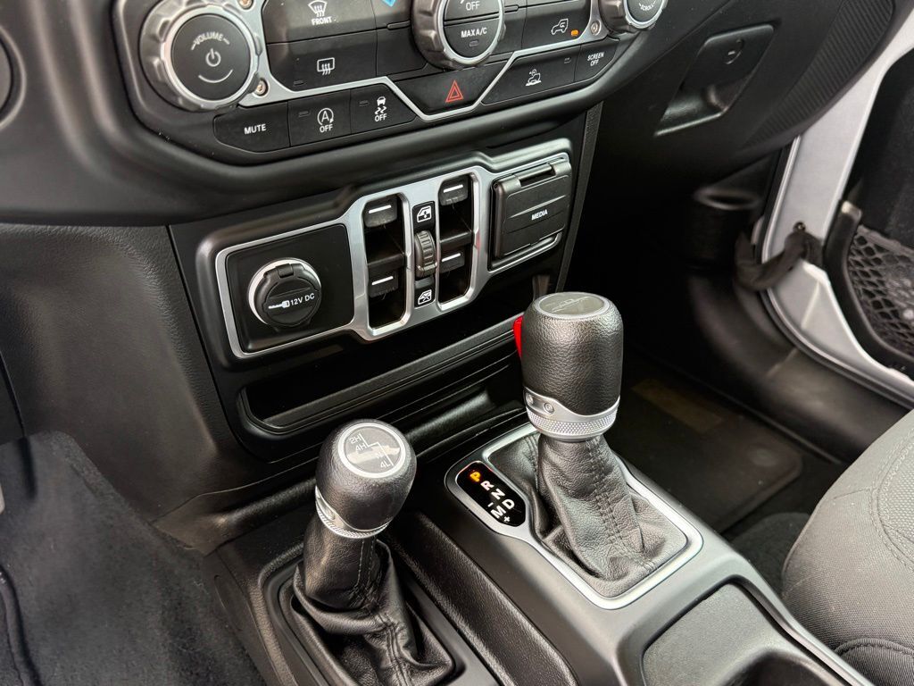2023 Jeep Gladiator Sport S Crestwood KY