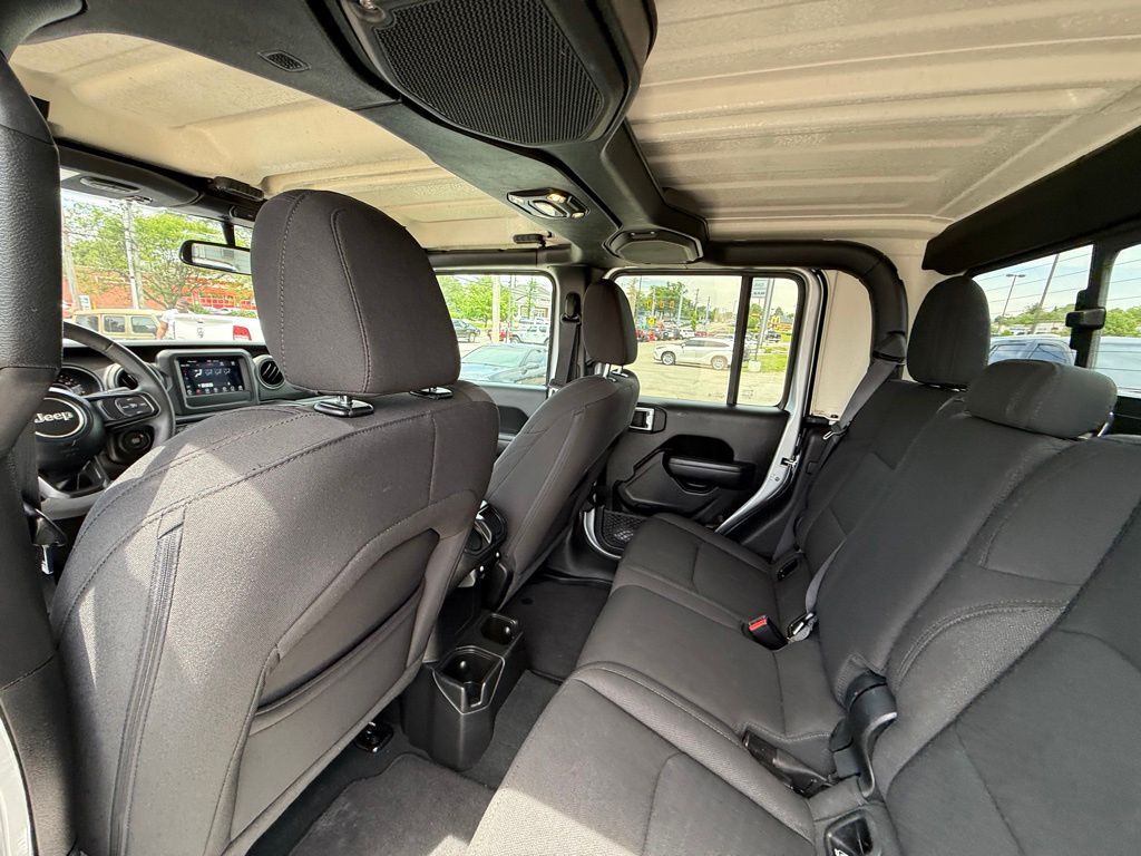 2023 Jeep Gladiator Sport S Crestwood KY