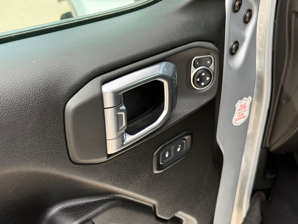 2023 Jeep Gladiator Sport S Crestwood KY