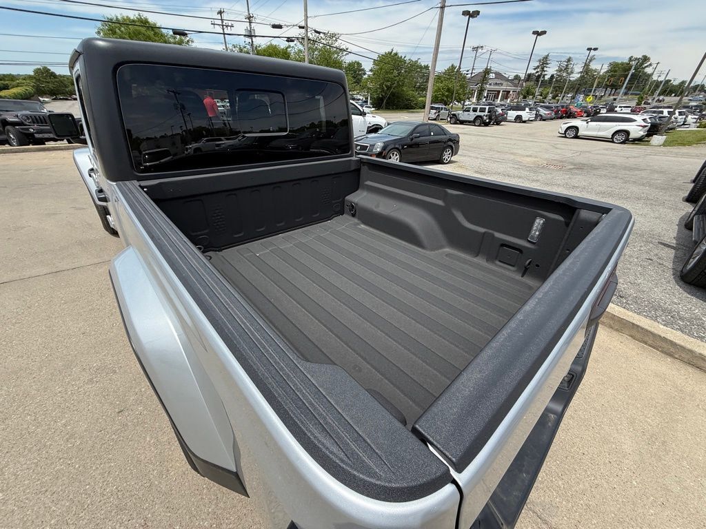 2023 Jeep Gladiator Sport S Crestwood KY