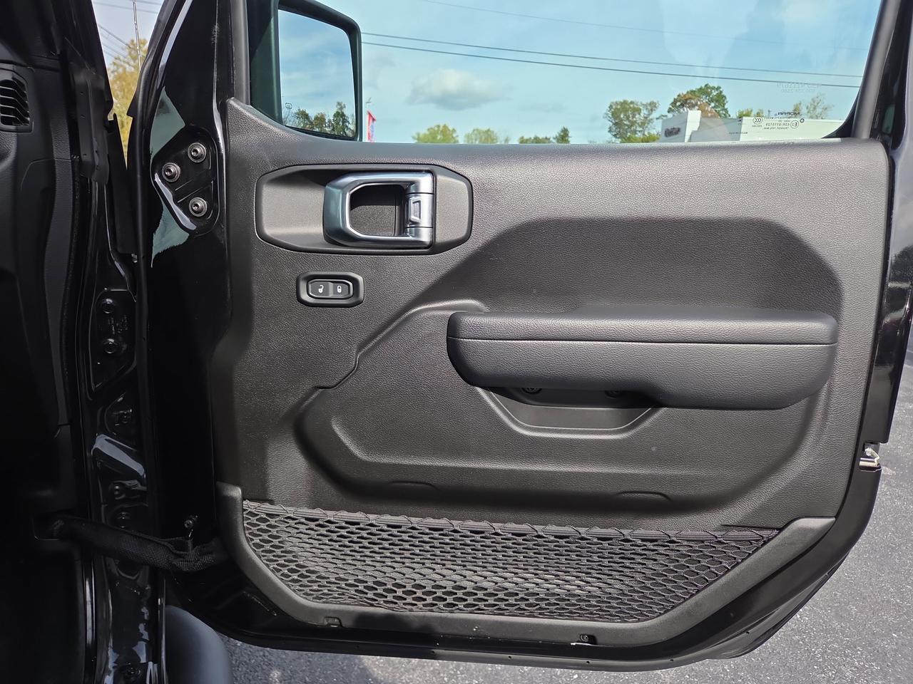 2023 Jeep Gladiator Sport S Hamburg PA