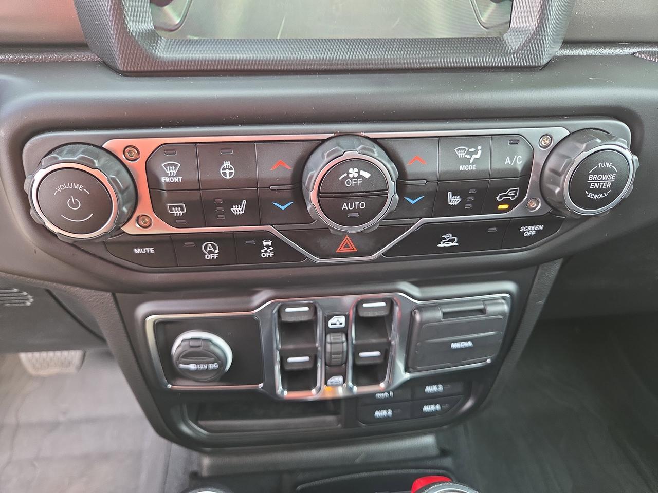 2023 Jeep Gladiator Sport S Hamburg PA