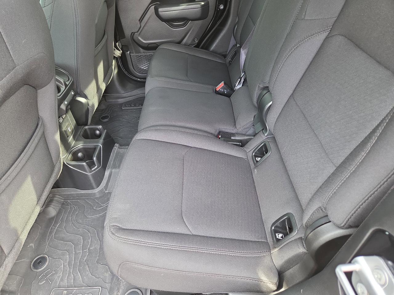 2023 Jeep Gladiator Sport S Hamburg PA
