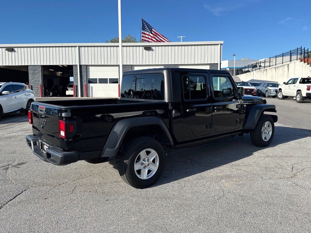 2023 Jeep Gladiator Sport S Johnson City TN