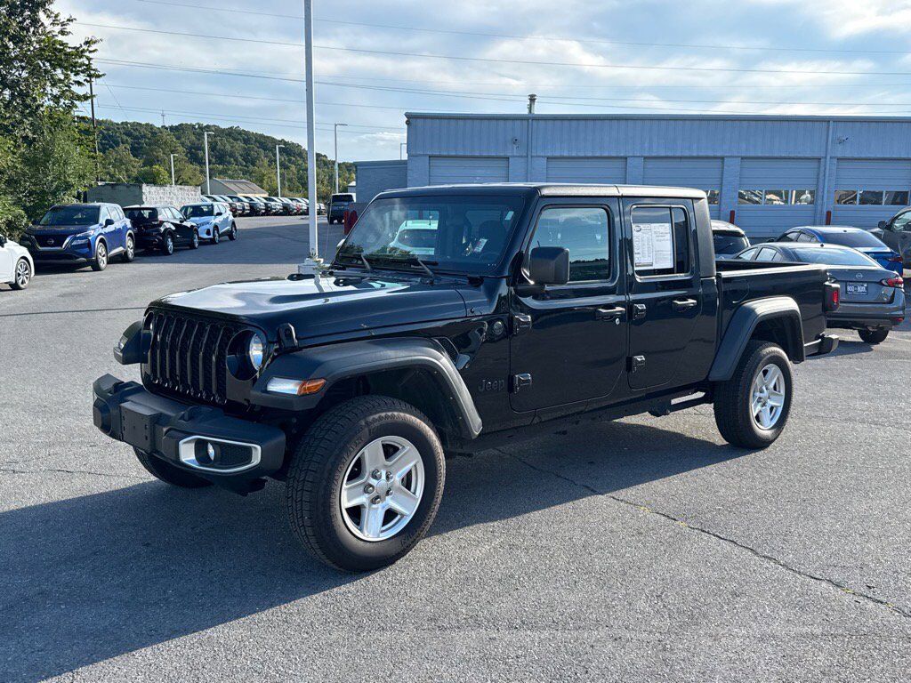 2023 Jeep Gladiator Sport S Johnson City TN