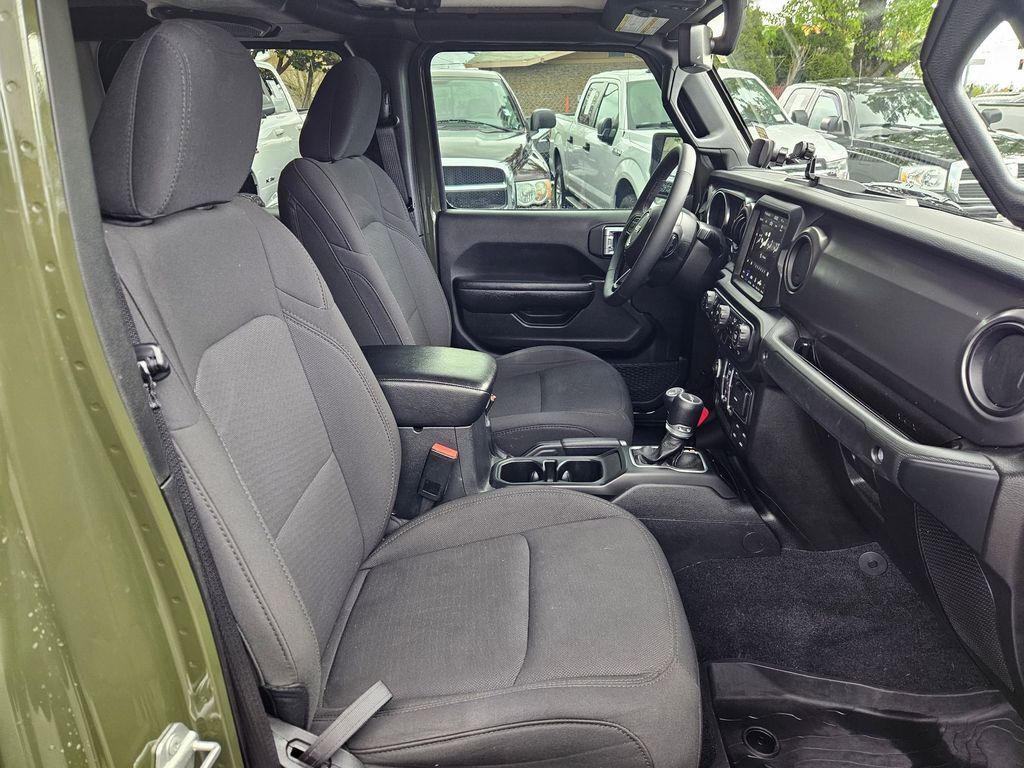 2023 Jeep Gladiator Sport S Gresham OR
