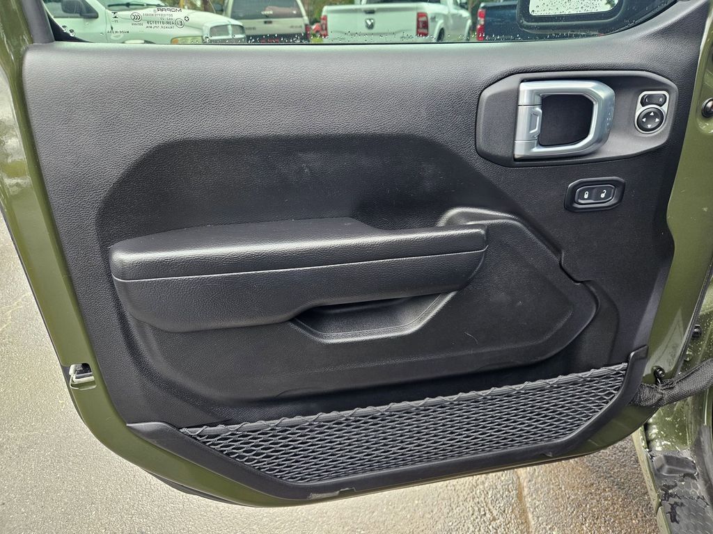 2023 Jeep Gladiator Sport S Gresham OR