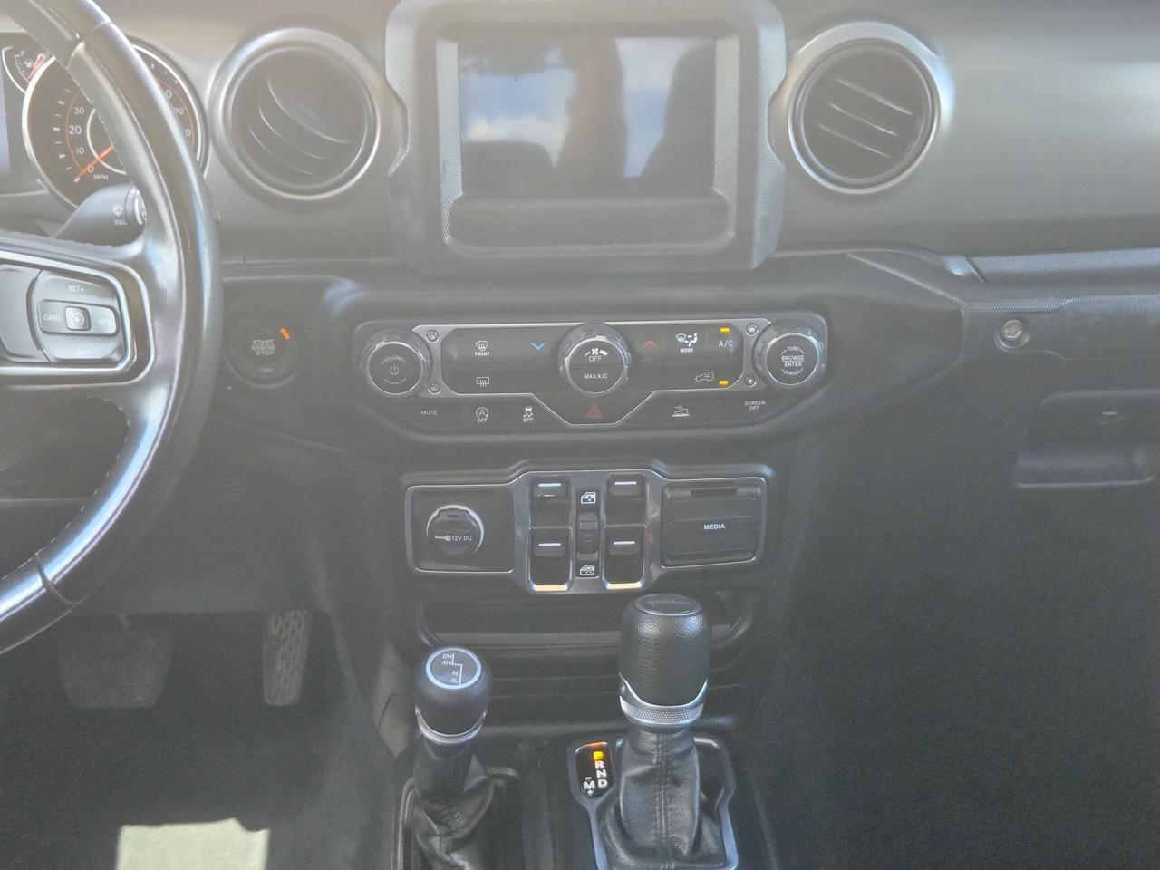 2023 Jeep Gladiator Sport S Castroville TX