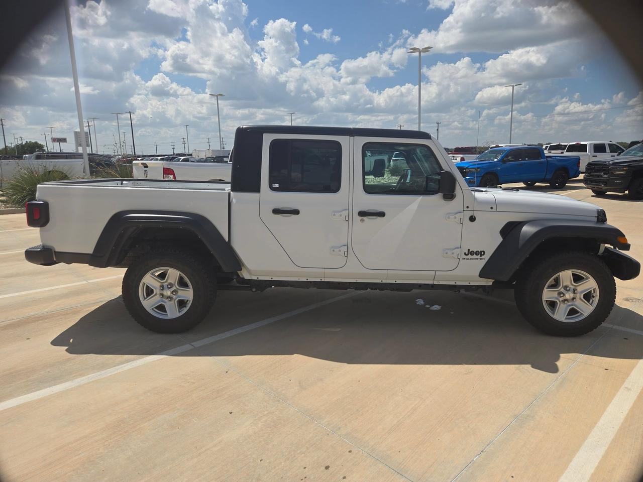 2023 Jeep Gladiator Sport S