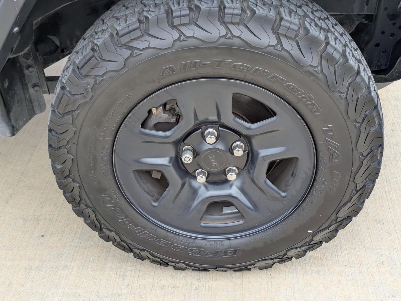 2023 Jeep Gladiator Sport Castroville TX