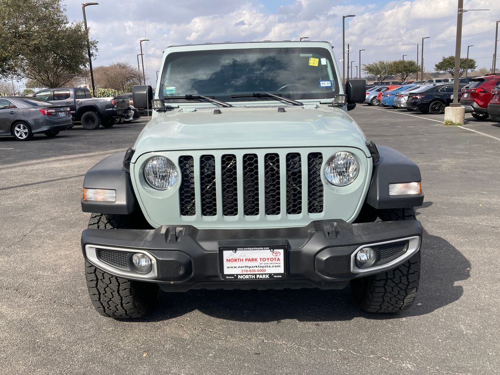 2023 Jeep Gladiator Sport