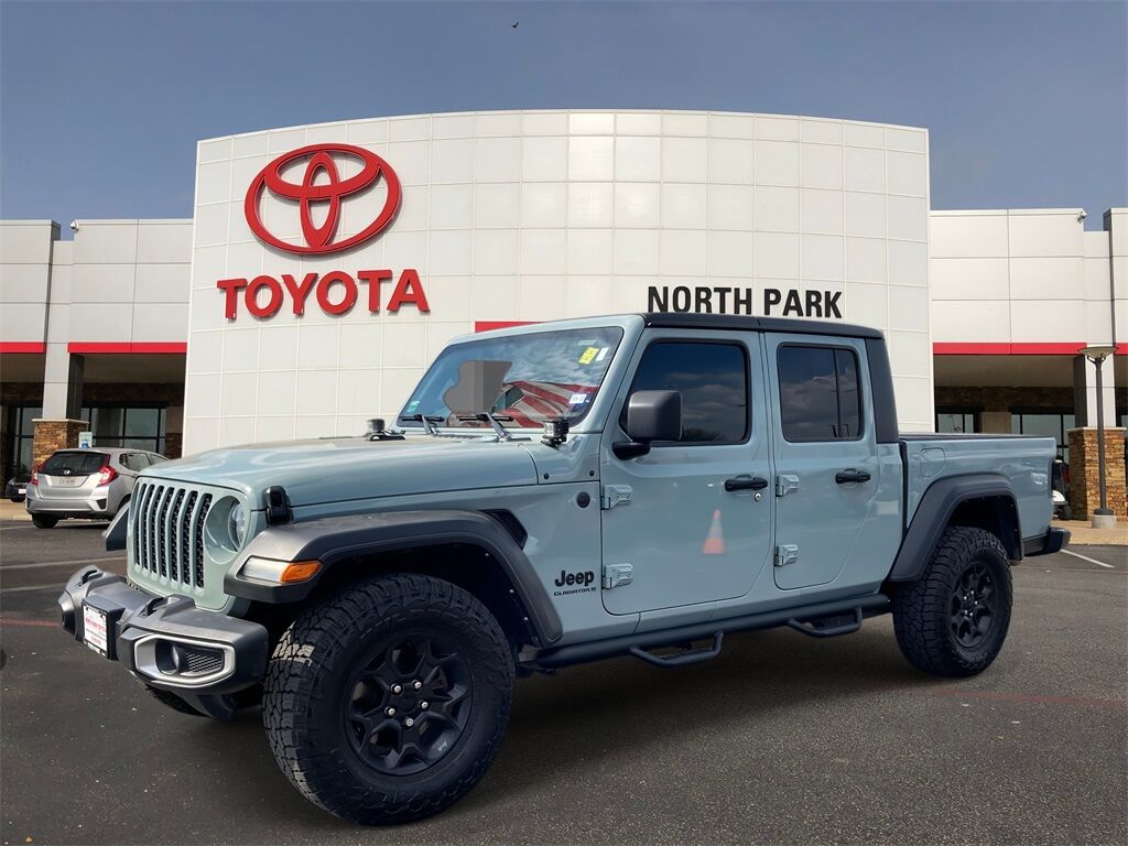 2023 Jeep Gladiator