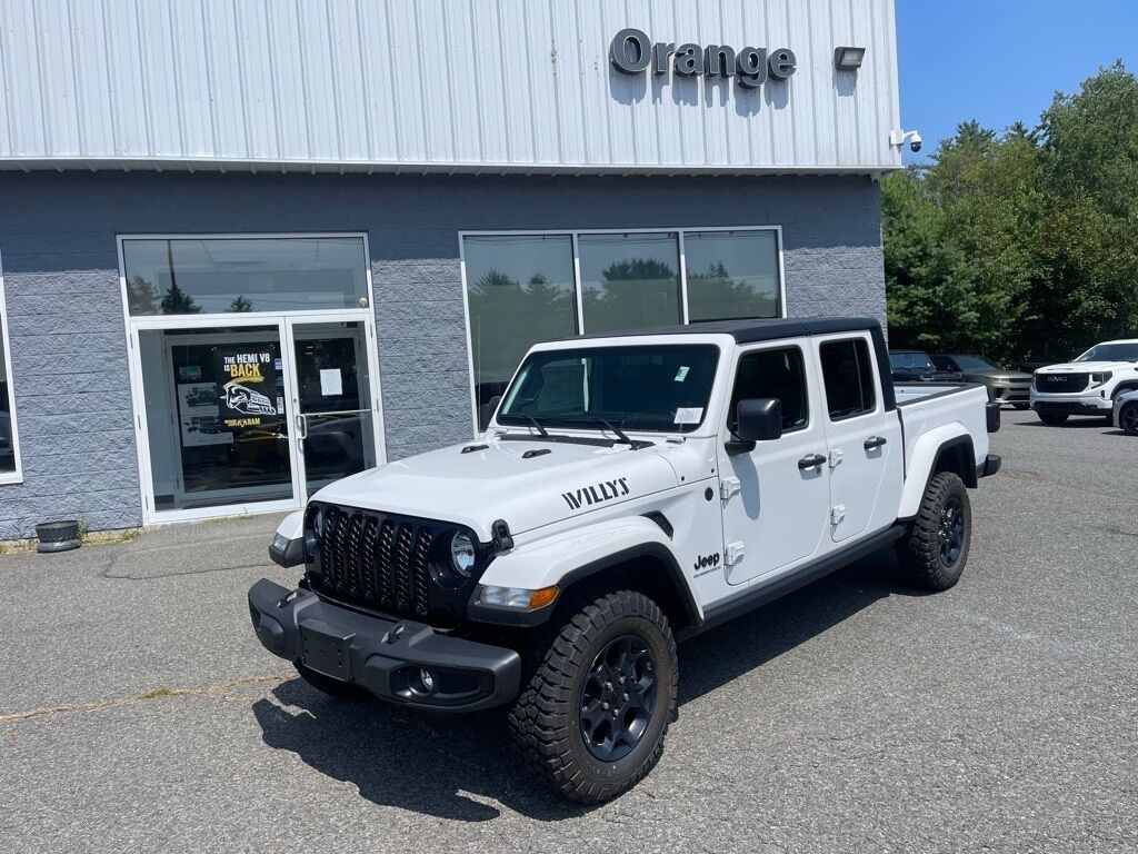 2023 Jeep Gladiator WILLYS 4X4 Orange MA