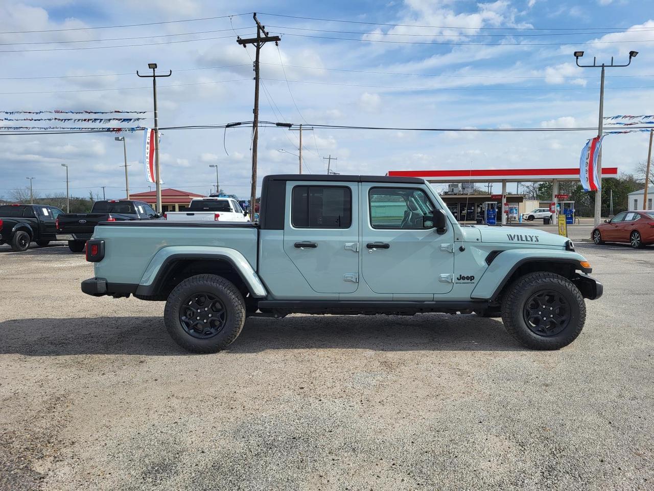 2023 Jeep Gladiator Willys 4x4