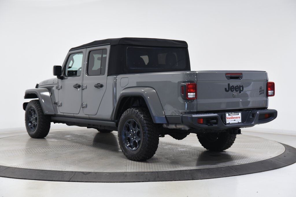 2023 Jeep Gladiator Willys Akron OH