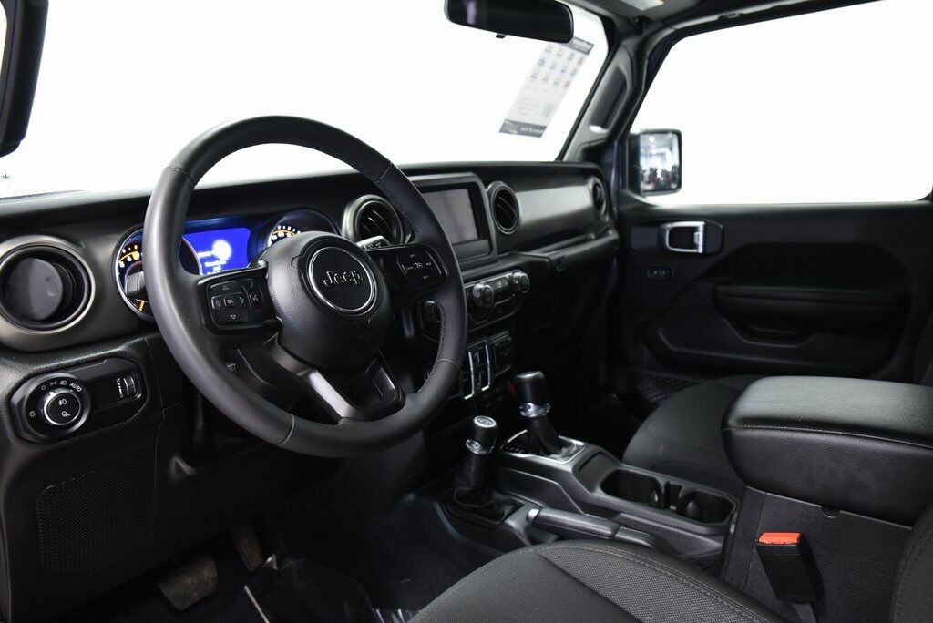2023 Jeep Gladiator Willys Akron OH