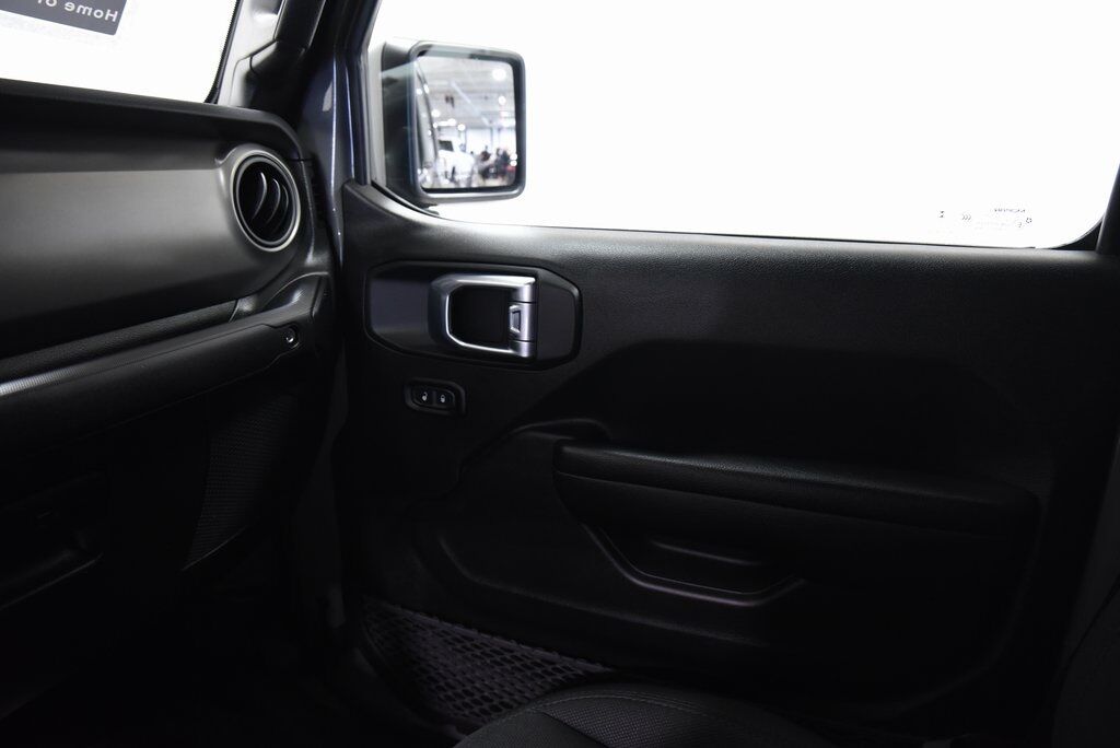 2023 Jeep Gladiator Willys Akron OH