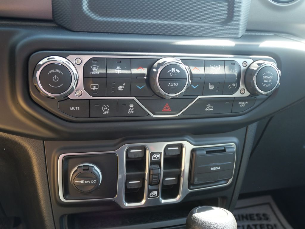 2023 Jeep Gladiator WILLYS - Photo 25