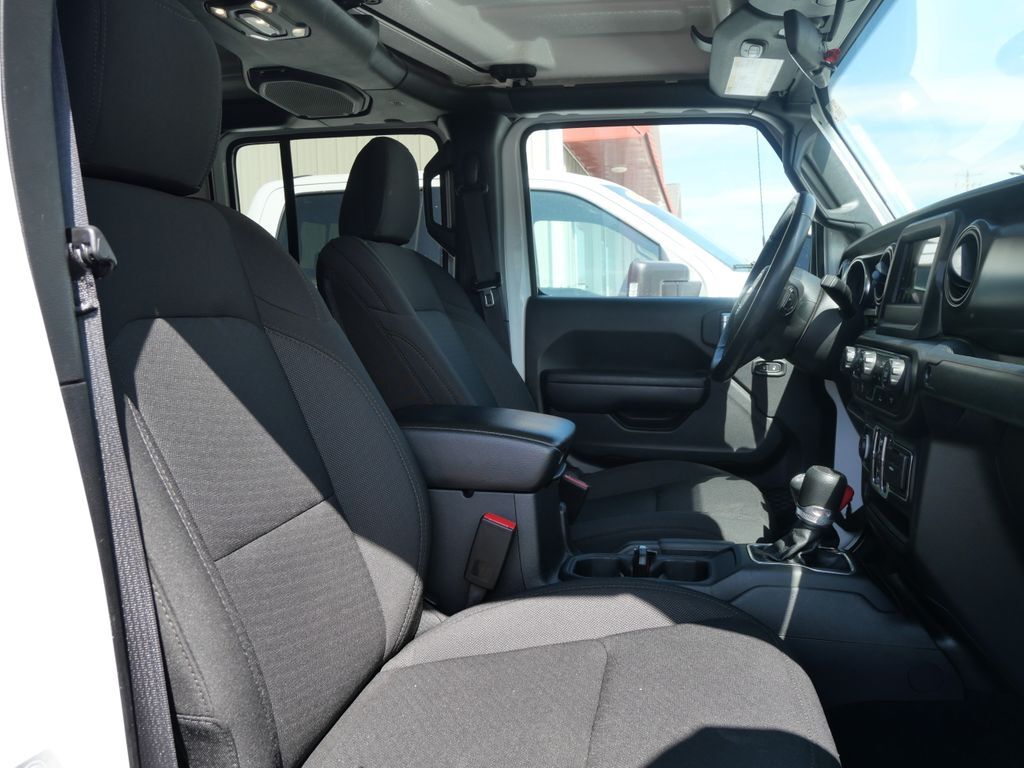 2023 Jeep Gladiator WILLYS - Photo 12