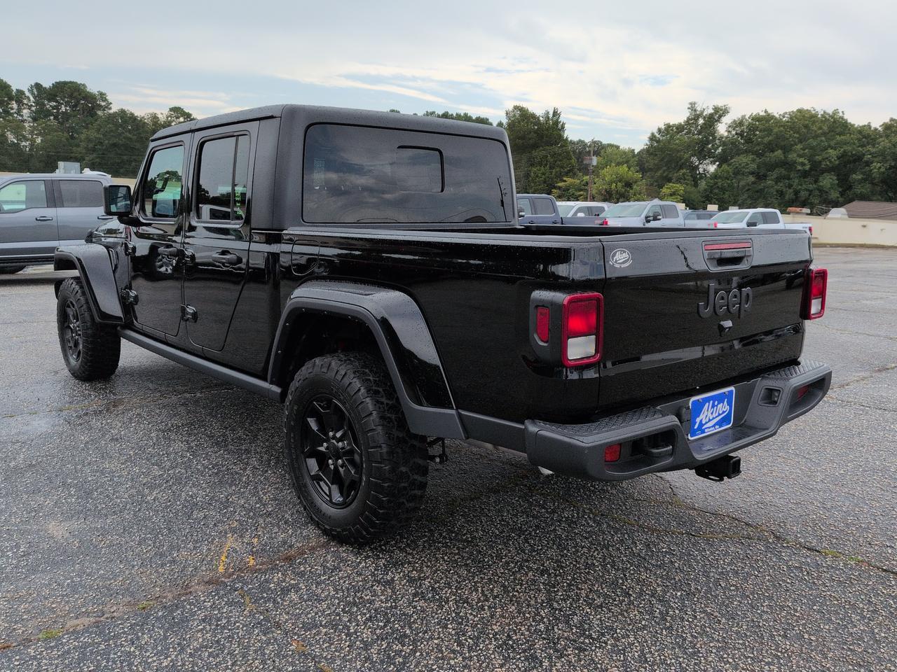 2023 Jeep Gladiator Willys Appleton WI
