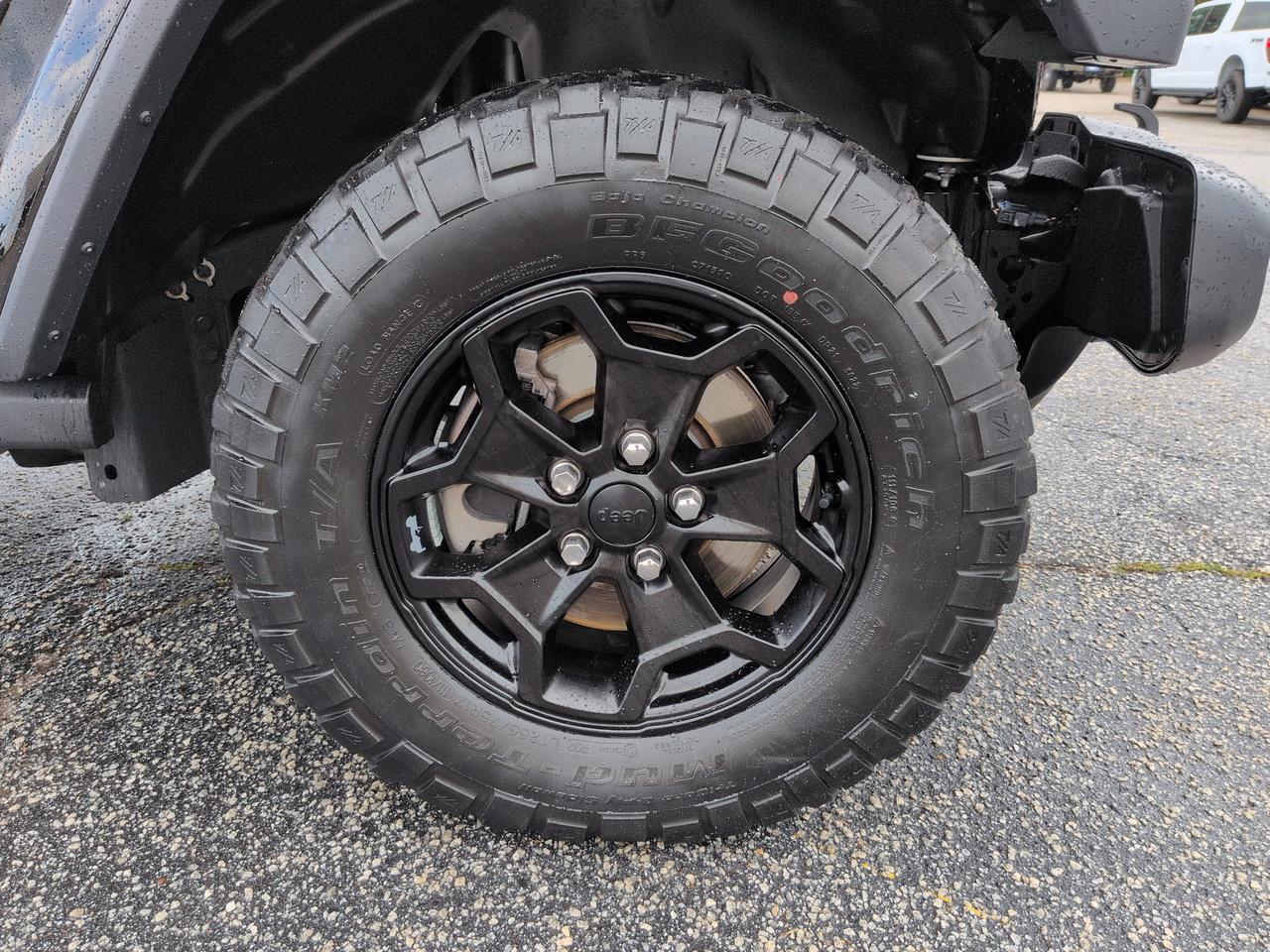 2023 Jeep Gladiator Willys Appleton WI