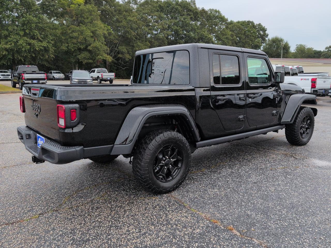 2023 Jeep Gladiator Willys Appleton WI