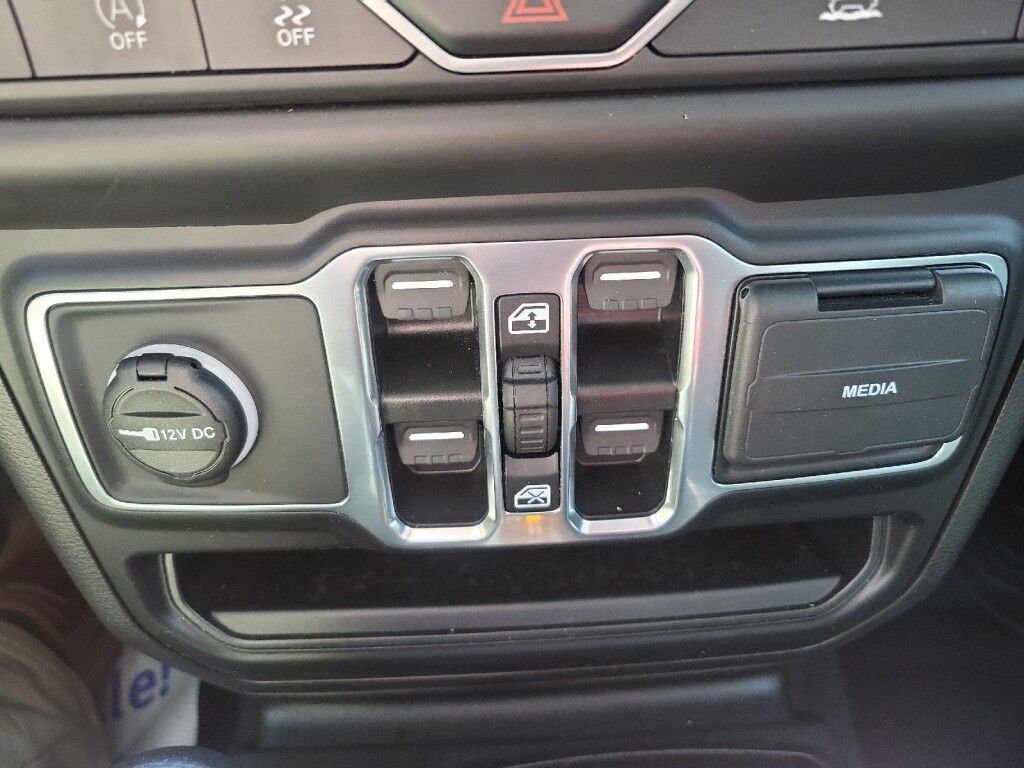 2023 Jeep Gladiator Willys Owego NY
