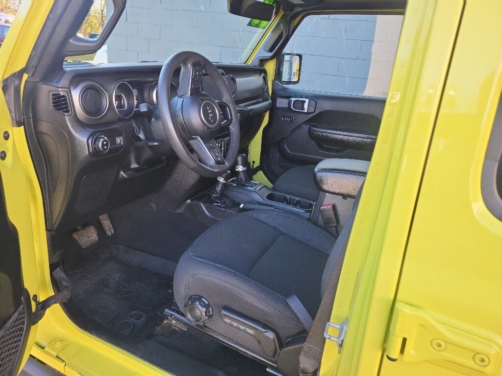 2023 Jeep Gladiator Willys Owego NY