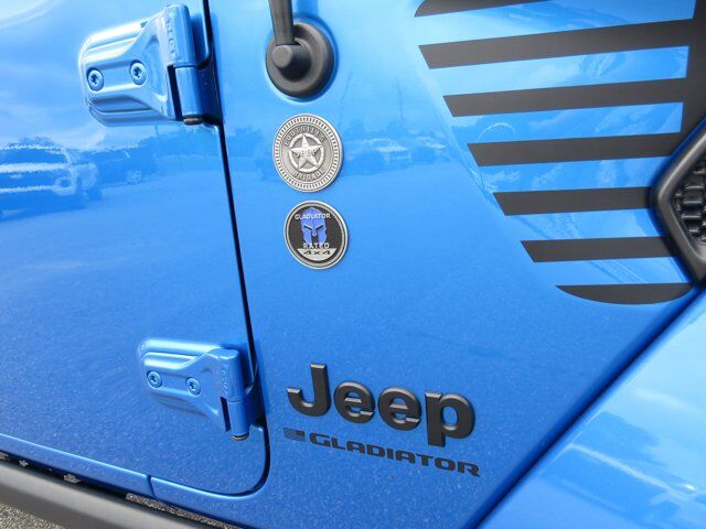 2023 Jeep Gladiator Willys Wilson NC