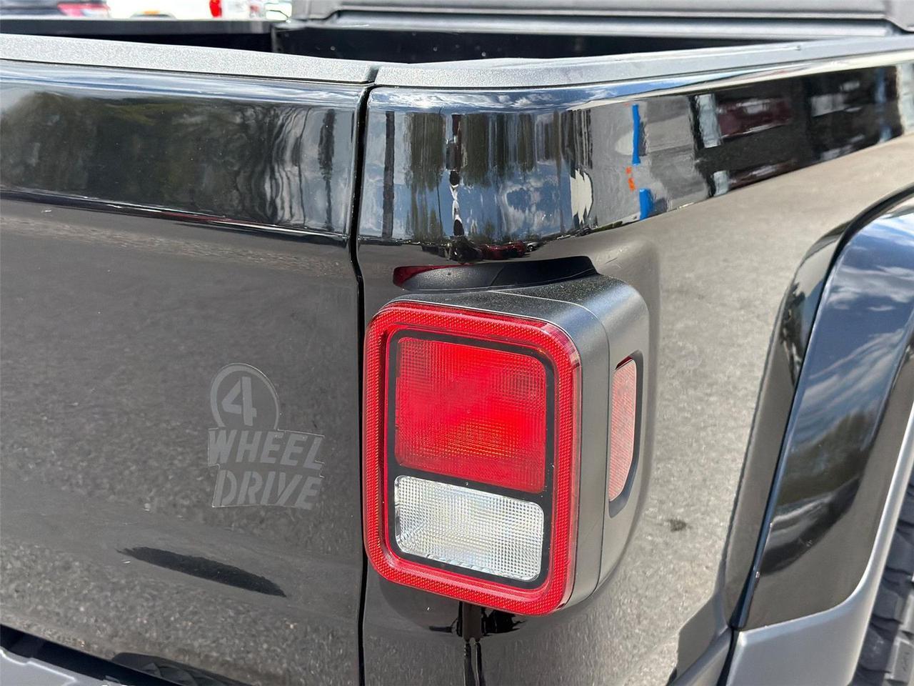 2023 Jeep Gladiator Willys Hagerstown MD