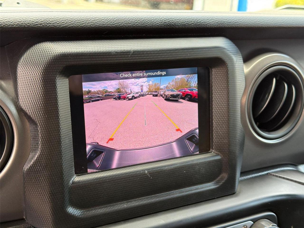 2023 Jeep Gladiator Willys Hagerstown MD